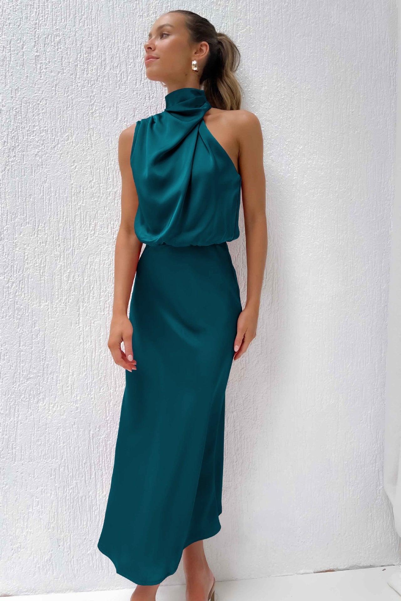 Violette™ | Halter Neck Midi Dress