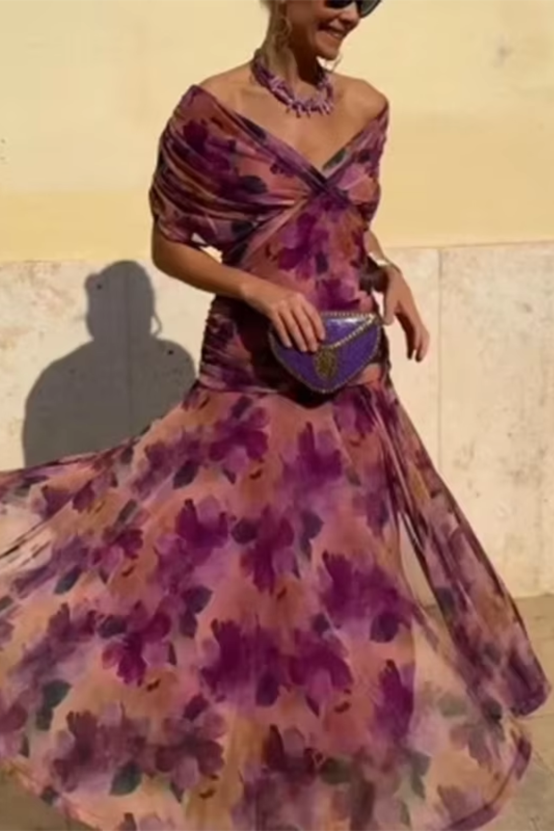 Luisa Dress with V-neck