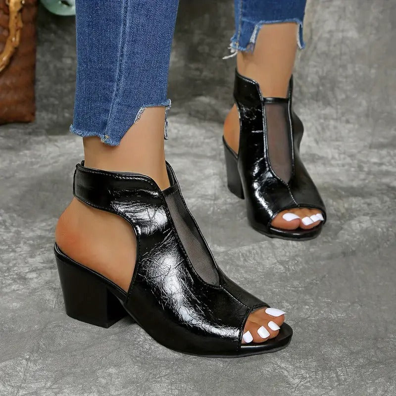 ROMAN SANDALS