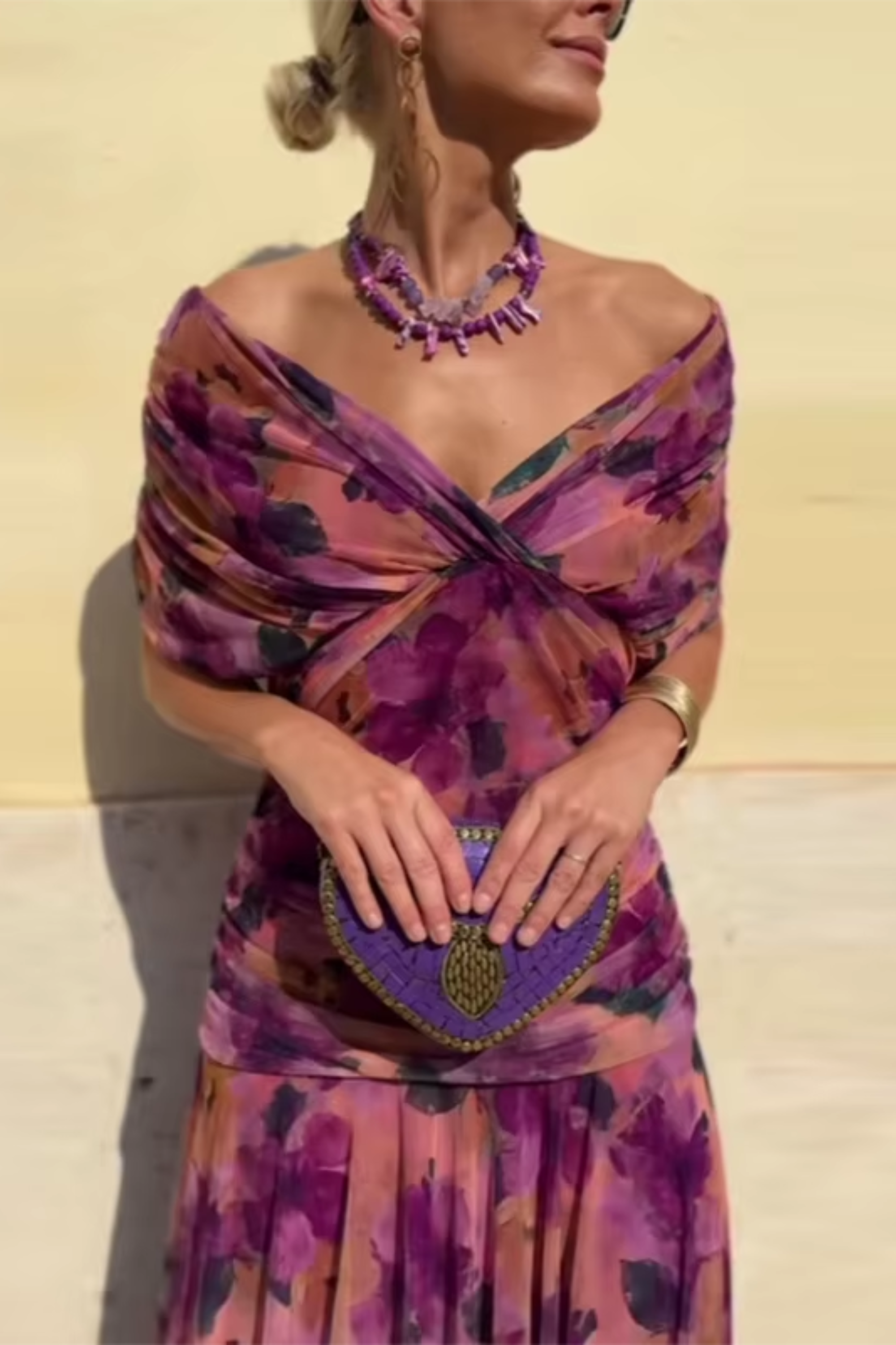 Luisa Dress with V-neck