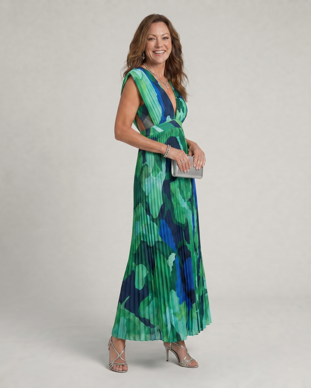 Omnios | Abstract Pleated Cap Sleeve V Neck Midi Dress