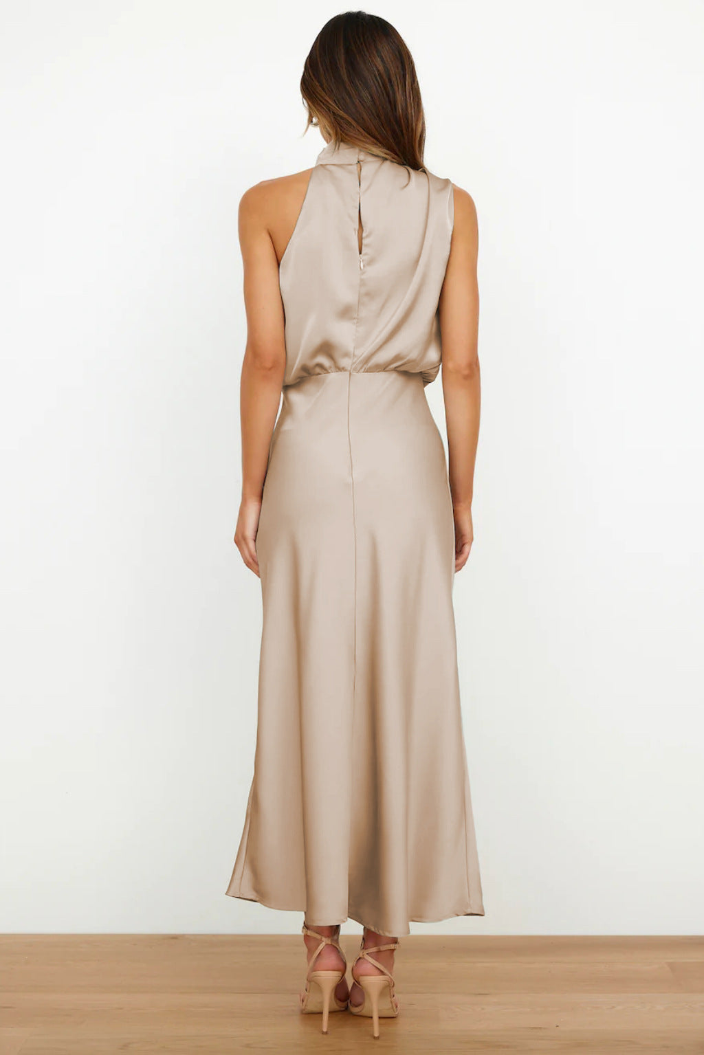 Violette™ | Halter Neck Midi Dress