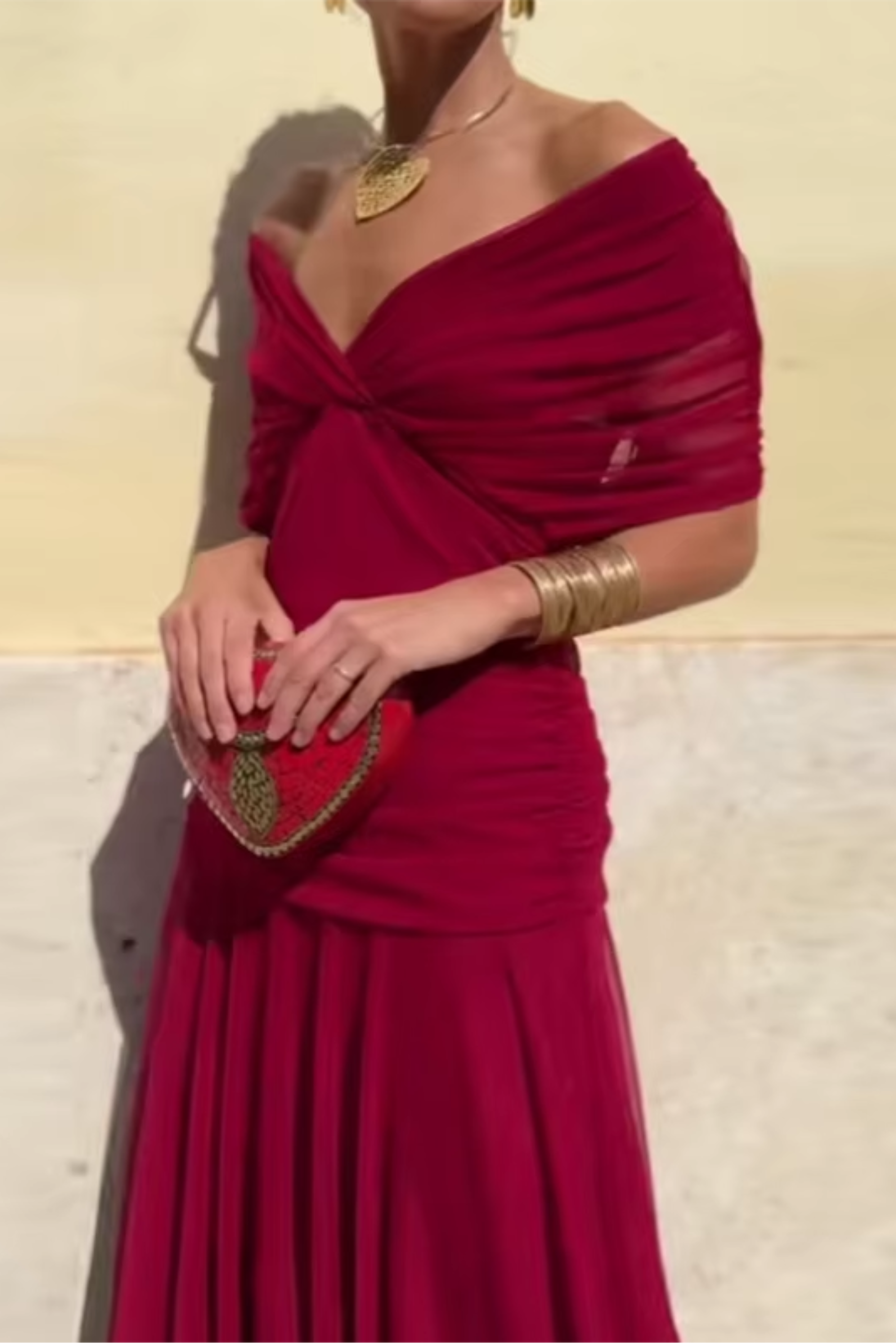 Luisa Dress with V-neck