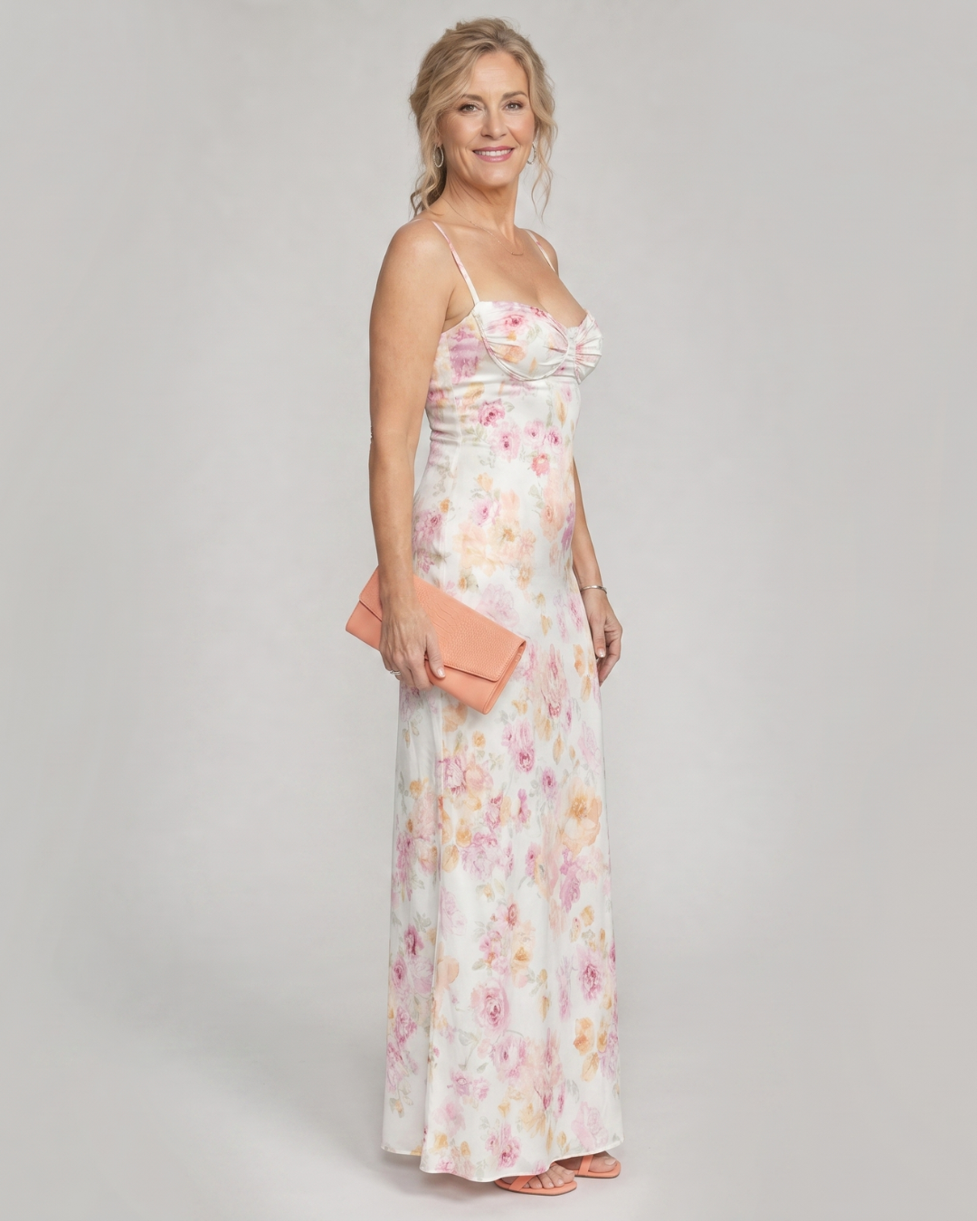 Colia | Soft Floral Strappy Bodycon Maxi Dress