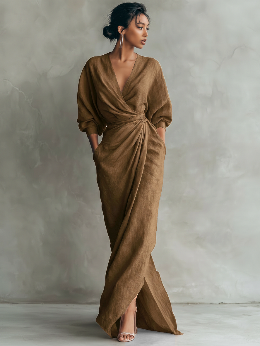 Daria linen dress with a V-neck